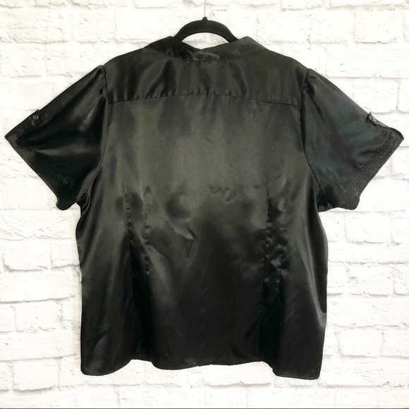 Lane Bryant Black Button Down Short Sleeve Shirt - Picture 3 of 6